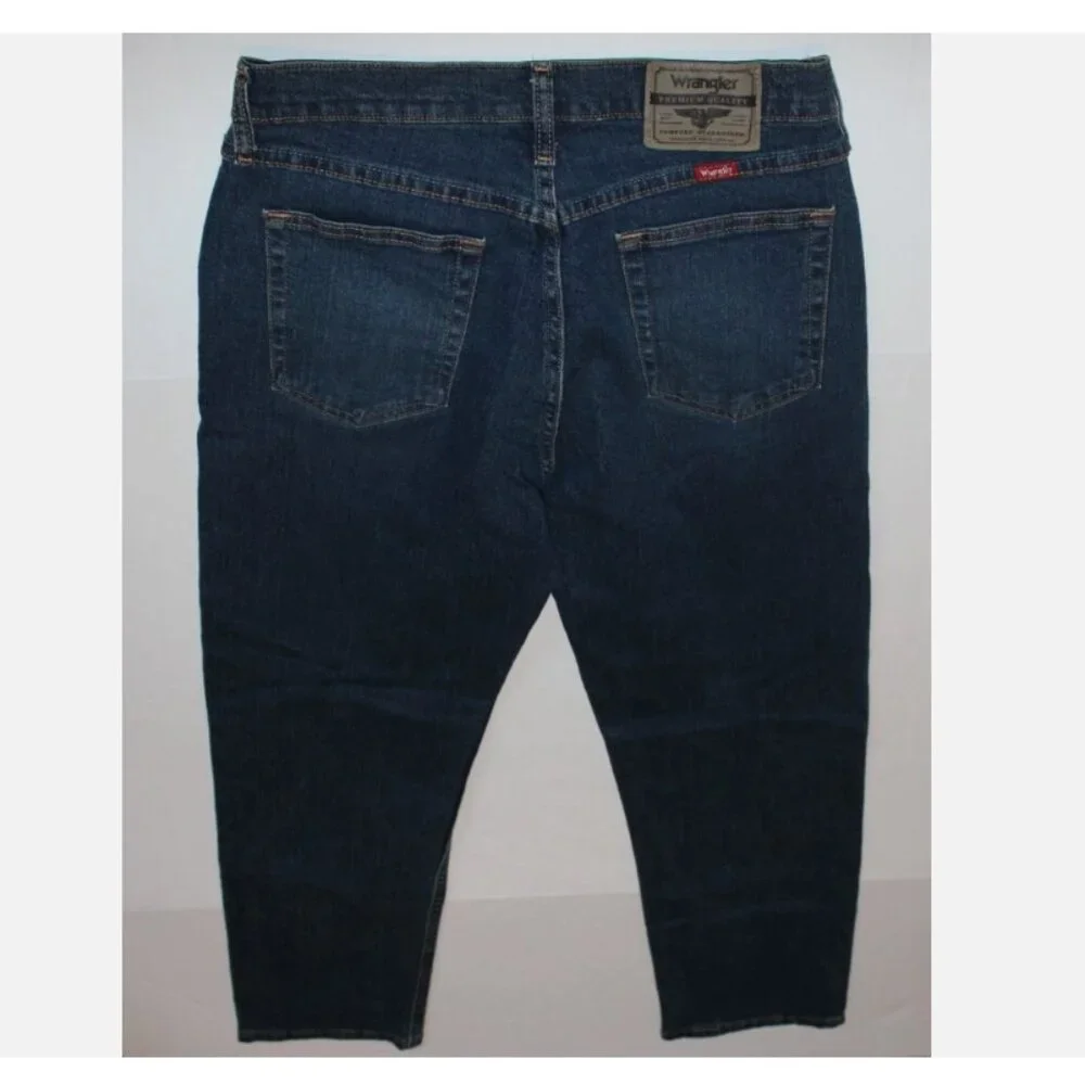 Blue Wrangler Jeans 29 x 30 Cotton Blend Straight Leg Denim Pants Relaxed Fit